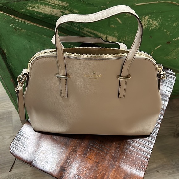 KATE SPADE
Cedar Street Maisie Gray Leather Satchel with crossbody strap - Picture 8 of 8